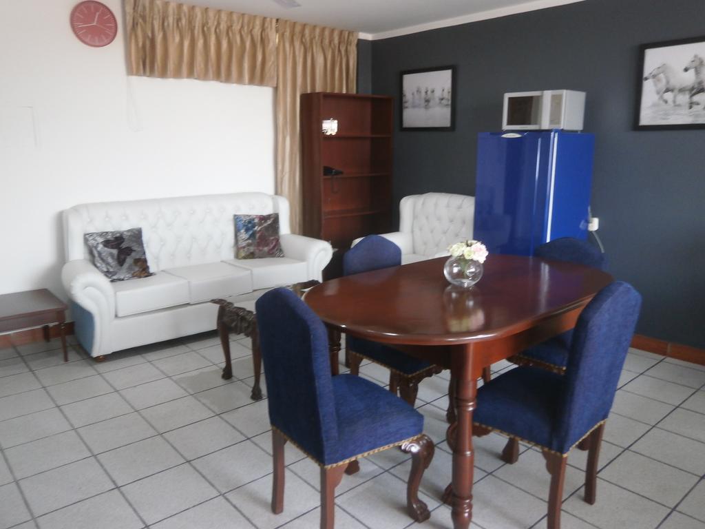 Strenua Santa Maria Suites 特鲁希略 外观 照片