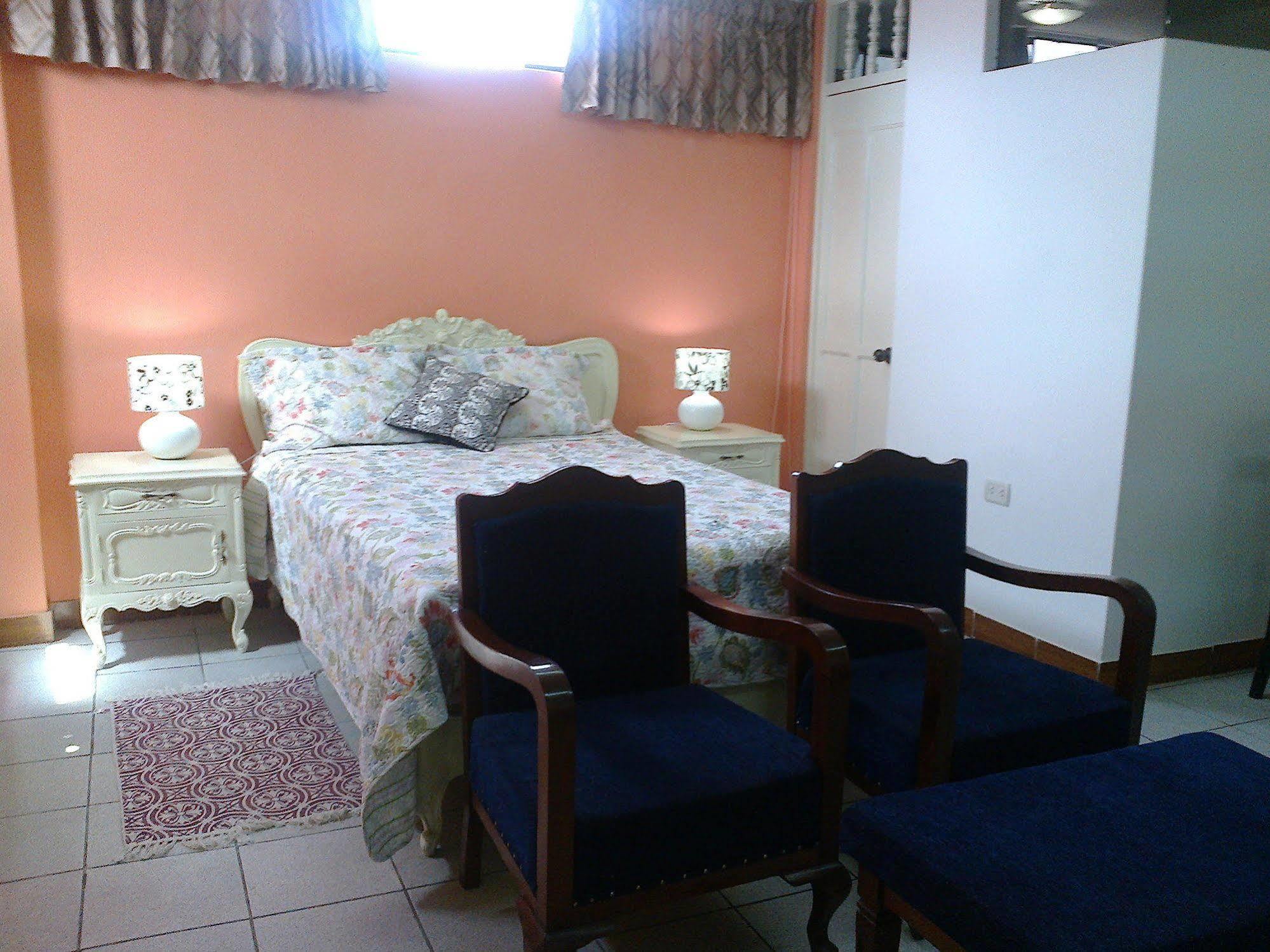 Strenua Santa Maria Suites 特鲁希略 外观 照片