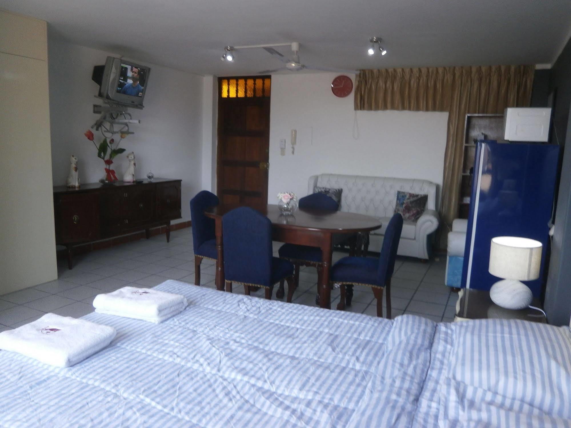 Strenua Santa Maria Suites 特鲁希略 外观 照片